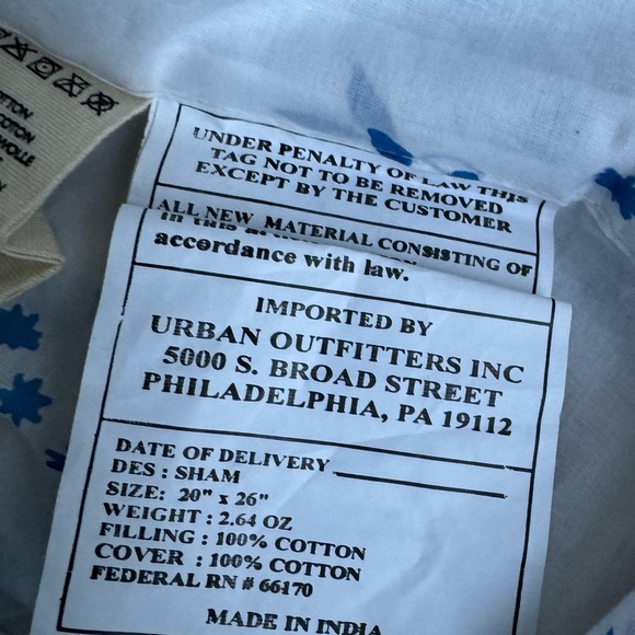 Anthropologie ZADAR Standard Pillow Shams Cases
Pink Navy Stitch Quilted 20x26 - Picture 6 of 7